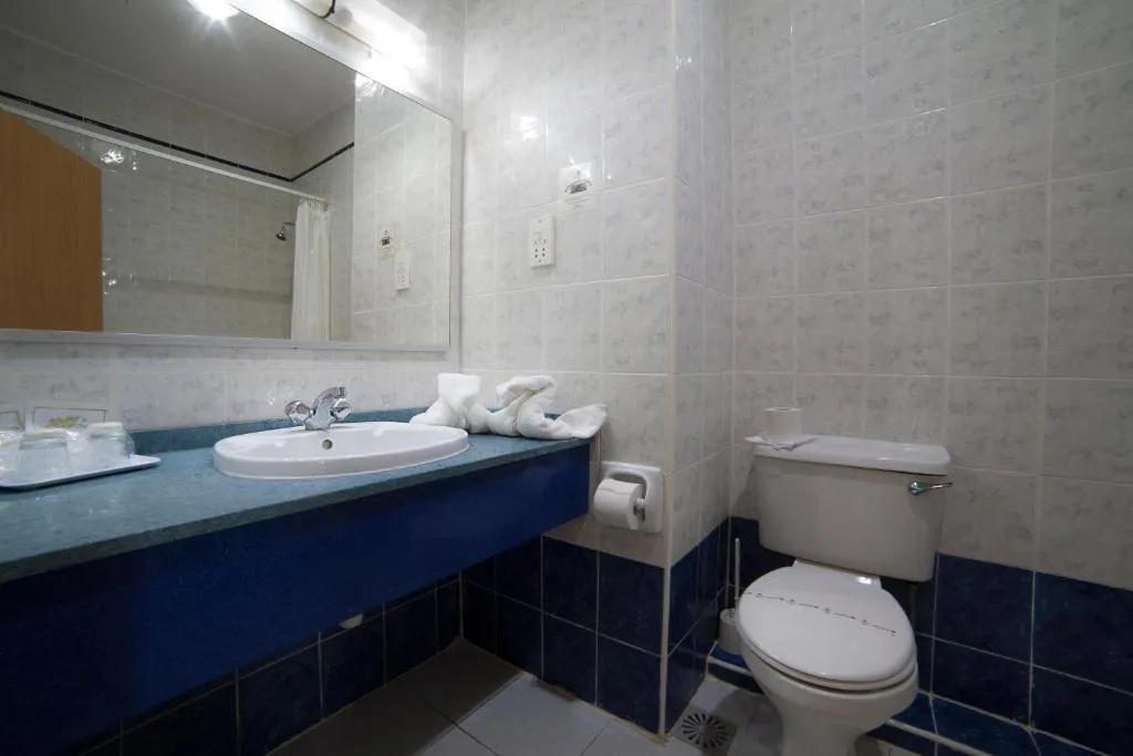 TRIPLE INNER Room, Bella Vista, Malta