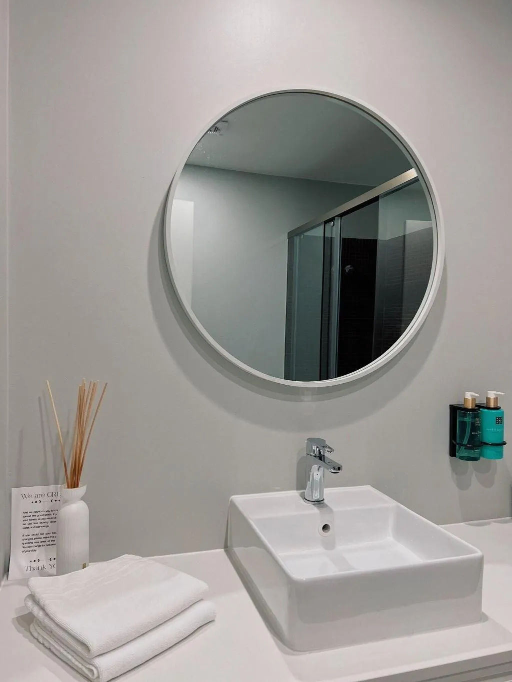 Room, Luna House, Lisbon
