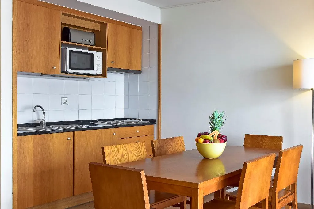 APARTMENT POOL VIEW TWO BEDROOMS Room, Aqualuz Lagos by The Editory, Algarve