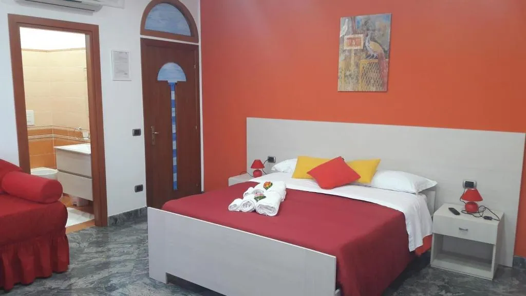 Room, B&B Cornelia, Naples