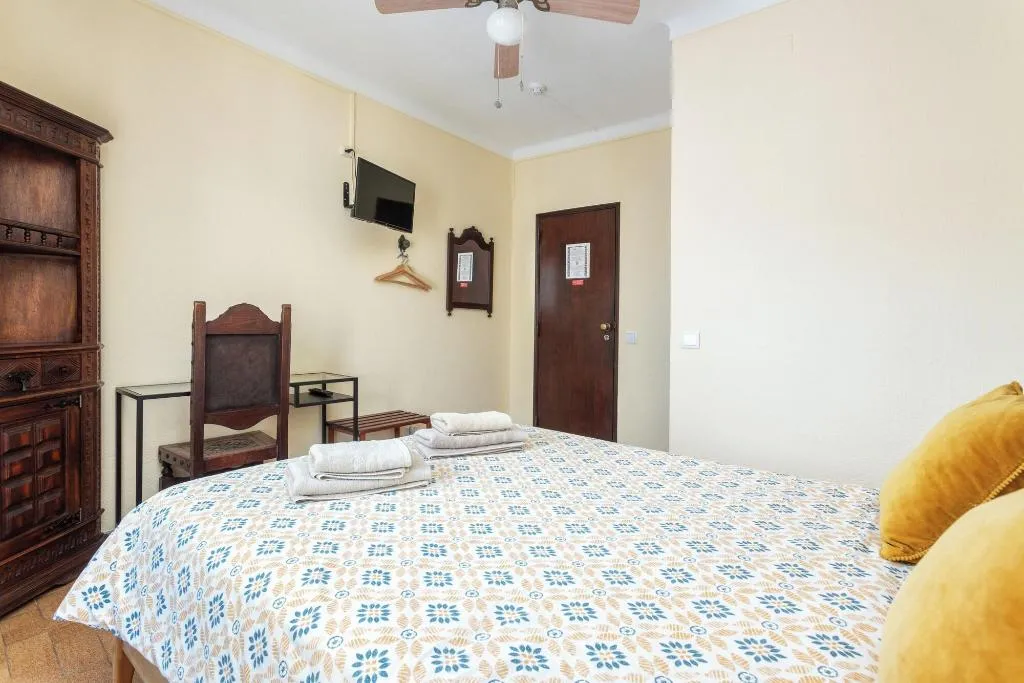 Room, Pension Bicuar, Algarve