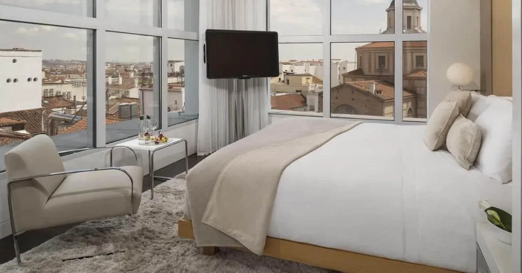 Room, ME Madrid Reina Victoria, Madrid