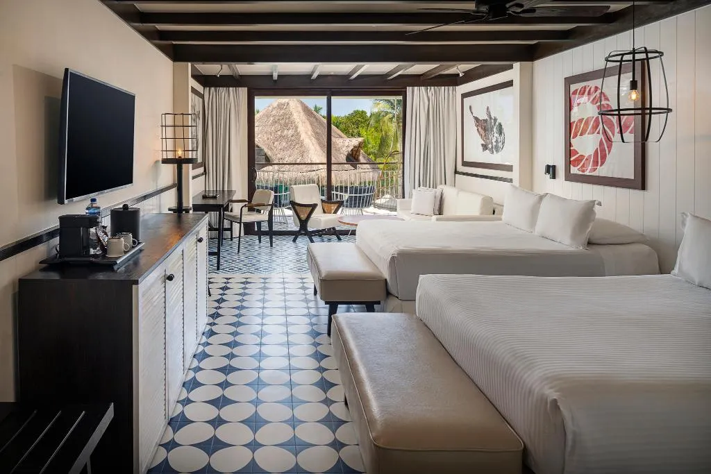 JUNIOR SUITE POOL VIEW Room, El Beso Adults Only at Ocean Riviera Paradise AI, Cancun Area