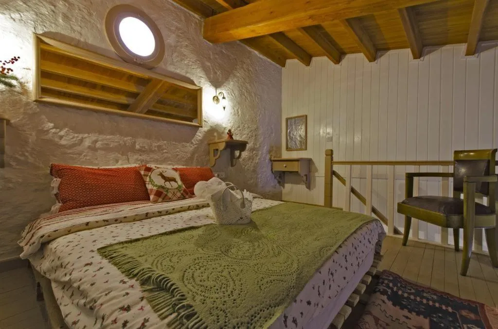 Room TWO BEDS Room, Lilyum Alaçatı Taş Ev, Izmir