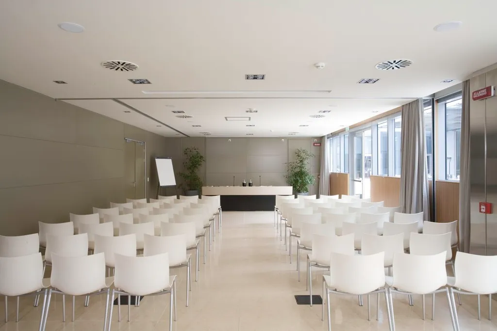 Conferences, UNA HOTELS T Hotel Cagliari, Cagliari