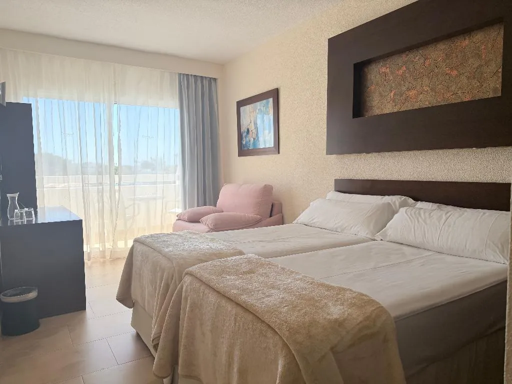 DOUBLE SIDE SEA VIEW Room, Hotel Condesa, Majorca