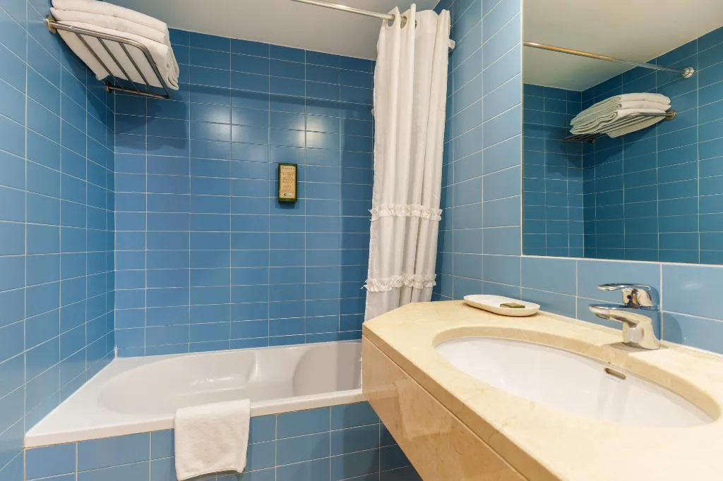 TWIN STANDARD Room, Cascais Hotel, Lisbon