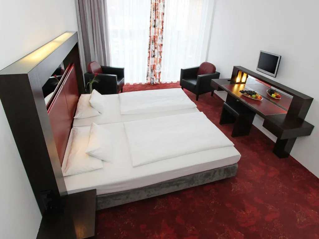 DOUBLE SINGLE USE COMFORT Room, Arcotel Velvet Berlin, Berlin