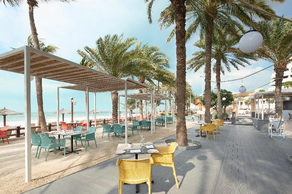 Restaurant, Occidental Sharjah Grand, Dubai