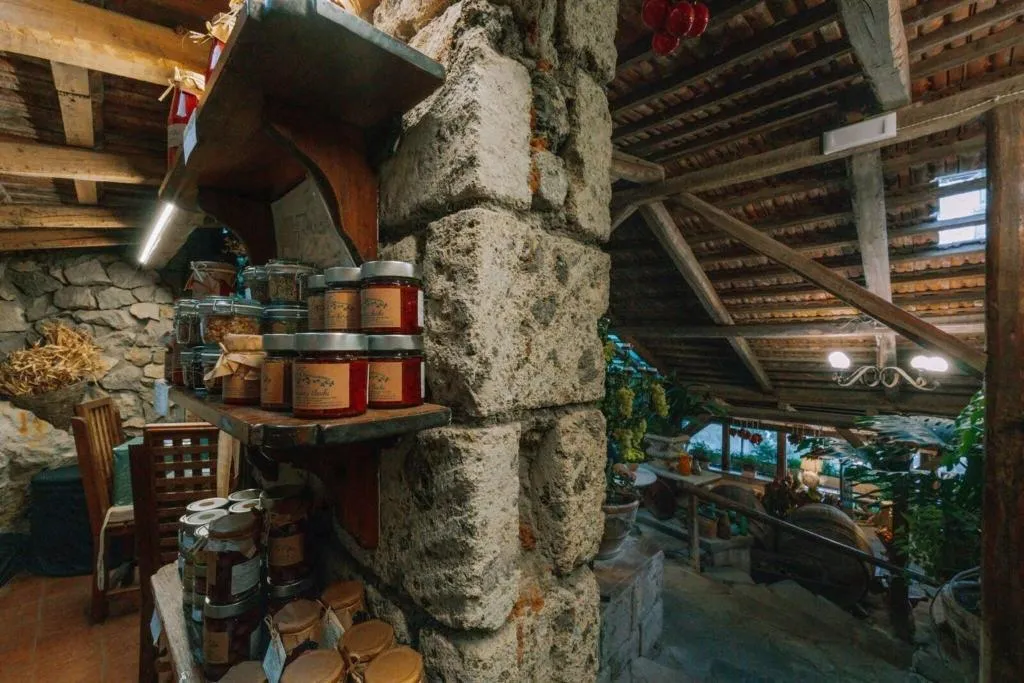 Lobby, Azienda Agricola Fattoria Terranov, Naples