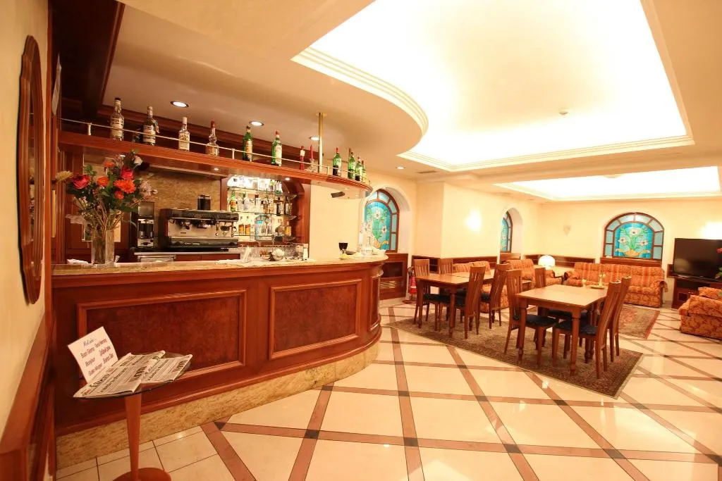 Bar, Montebianco - Mokinba Hotels, Milan