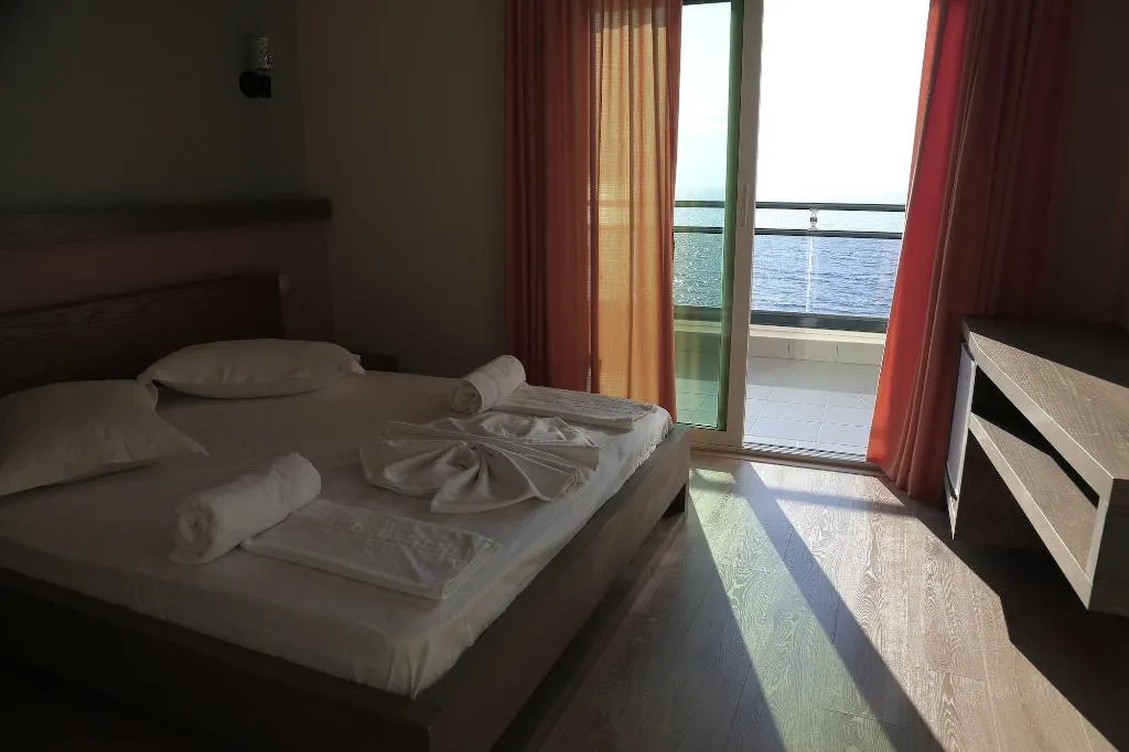 Room, Hotel Picasso, Kavaje