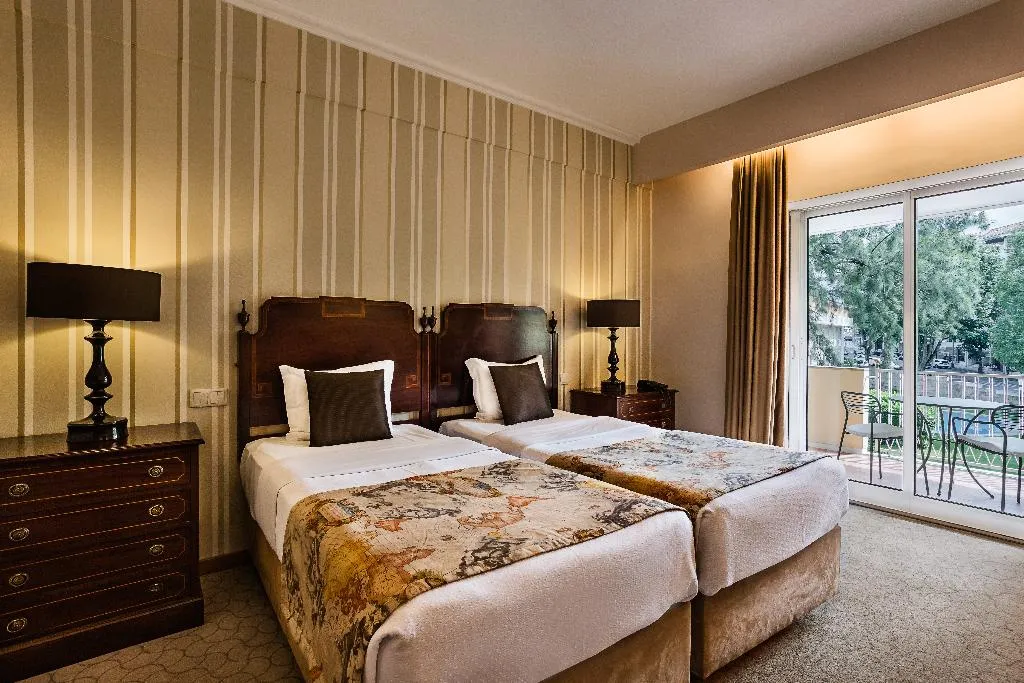 TWIN STANDARD Room, Grão Vasco - Historic Hotel and SPA, Porto