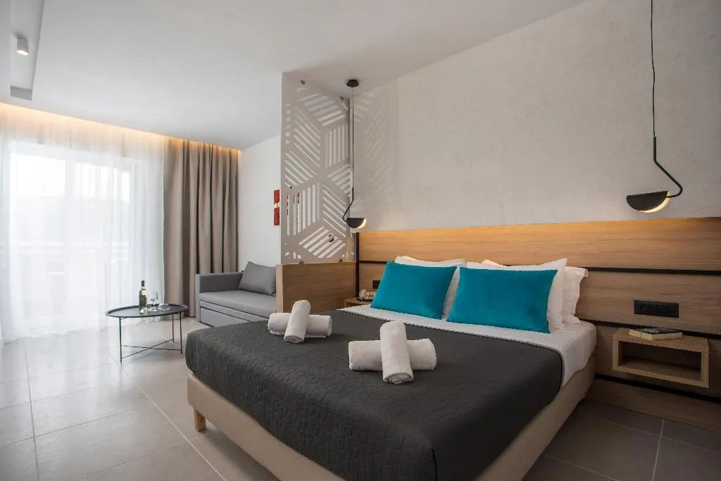 Double or Twin SUPERIOR POOL VIEW Room, Zoes, Rhodes