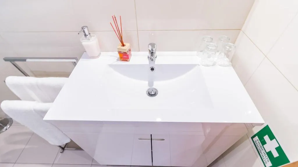 Room, Oporto Stories Apartments - Santa Catarina, 219, Porto