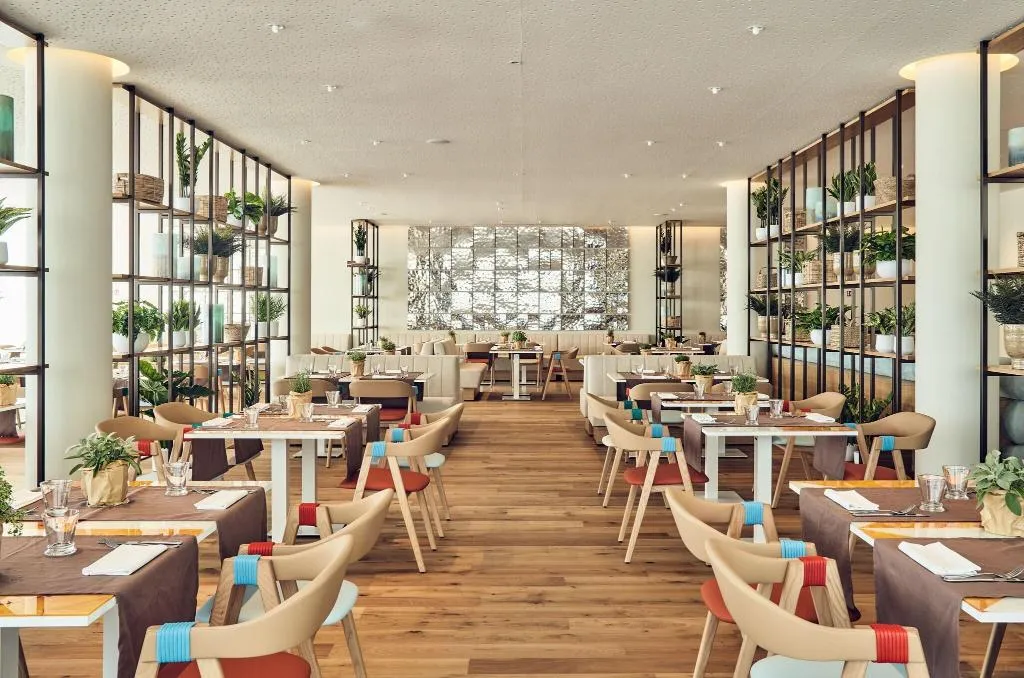 Restaurant, Falkensteiner Hotel & Spa Jesolo, Venice