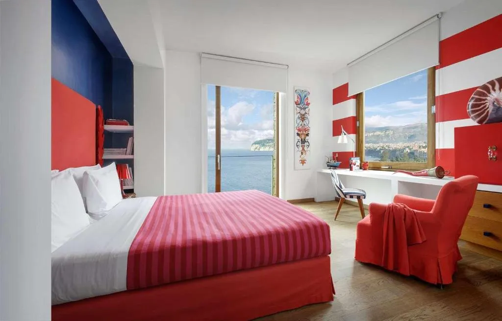 Room, Maison La Minervetta, Naples