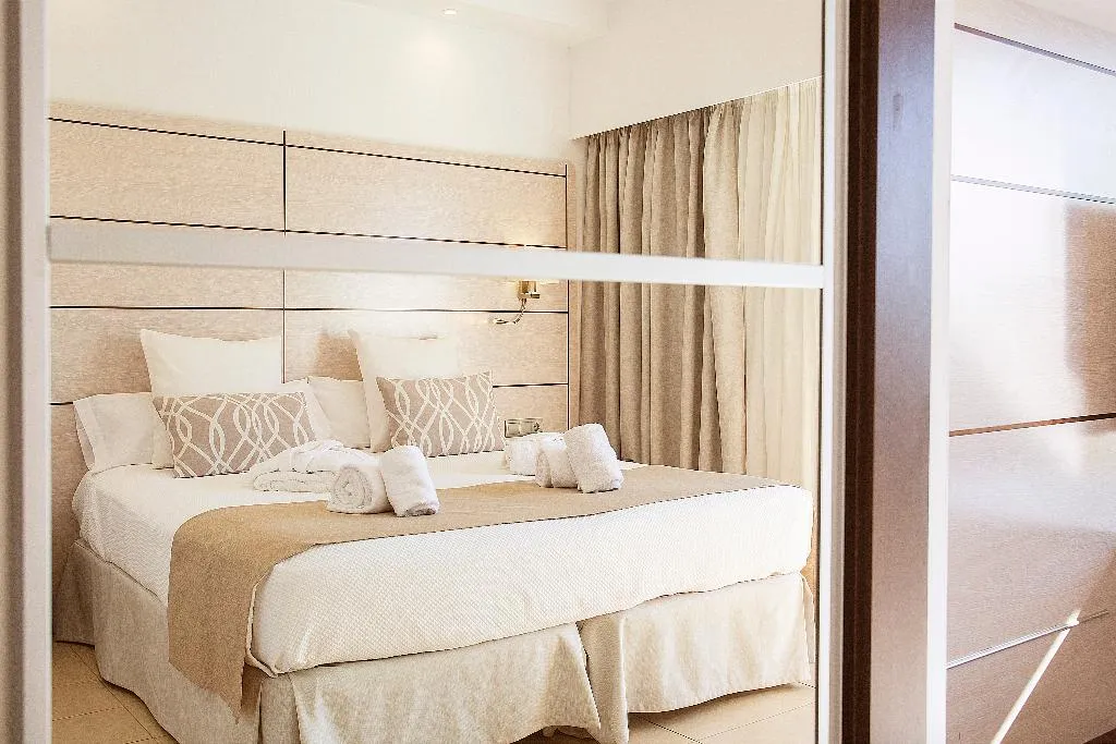 Double or Twin DELUXE POOL VIEW Room, Hotel Puchet Ibiza, Ibiza