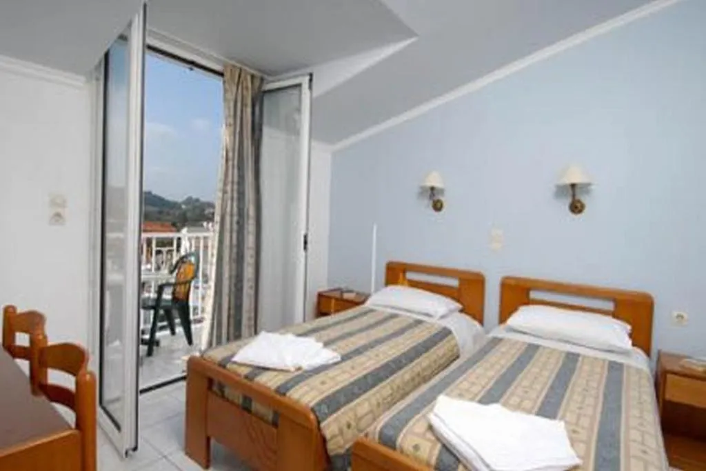 STUDIO STANDARD Room, Commodore, Zante