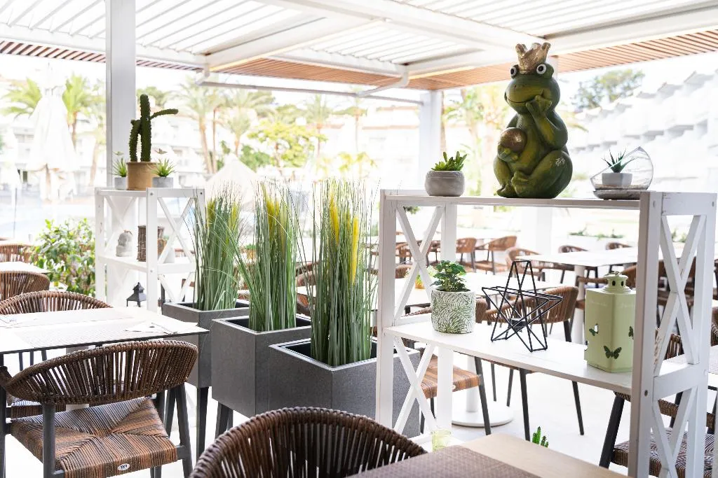 Restaurant, Playas Cas Saboners, Majorca