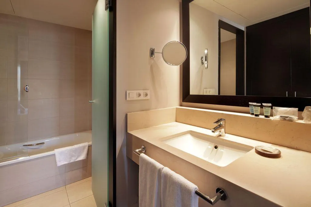 DOUBLE SINGLE USE SUPERIOR Room, Condado, Barcelona
