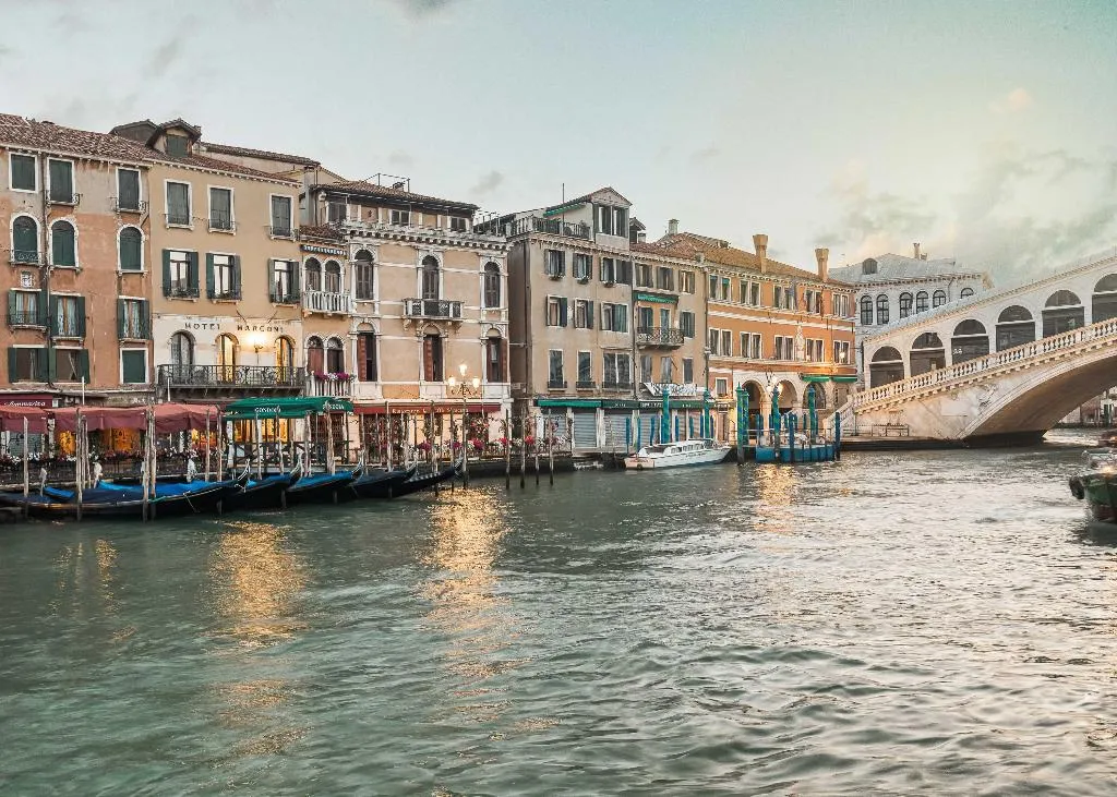 General view, Marconi, Venice
