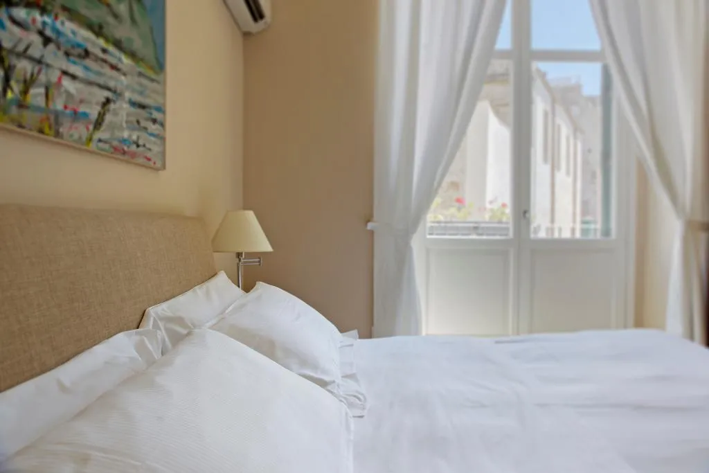 DOUBLE SINGLE USE SUPERIOR Room, Palazzo Brunaccini, Palermo