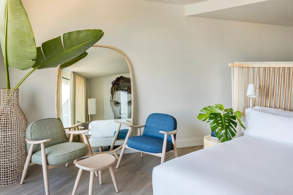 SUITE SEA VIEW Room, ME Sitges Terramar, Costa Brava