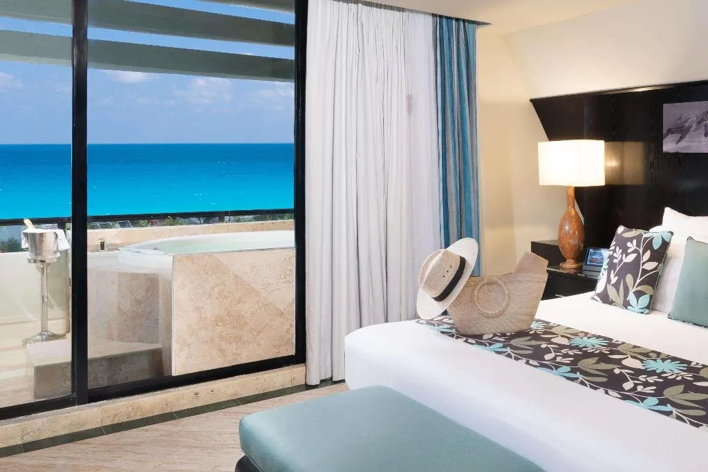 Room, The Pyramid Cancun by Oasis, Cancun Area
