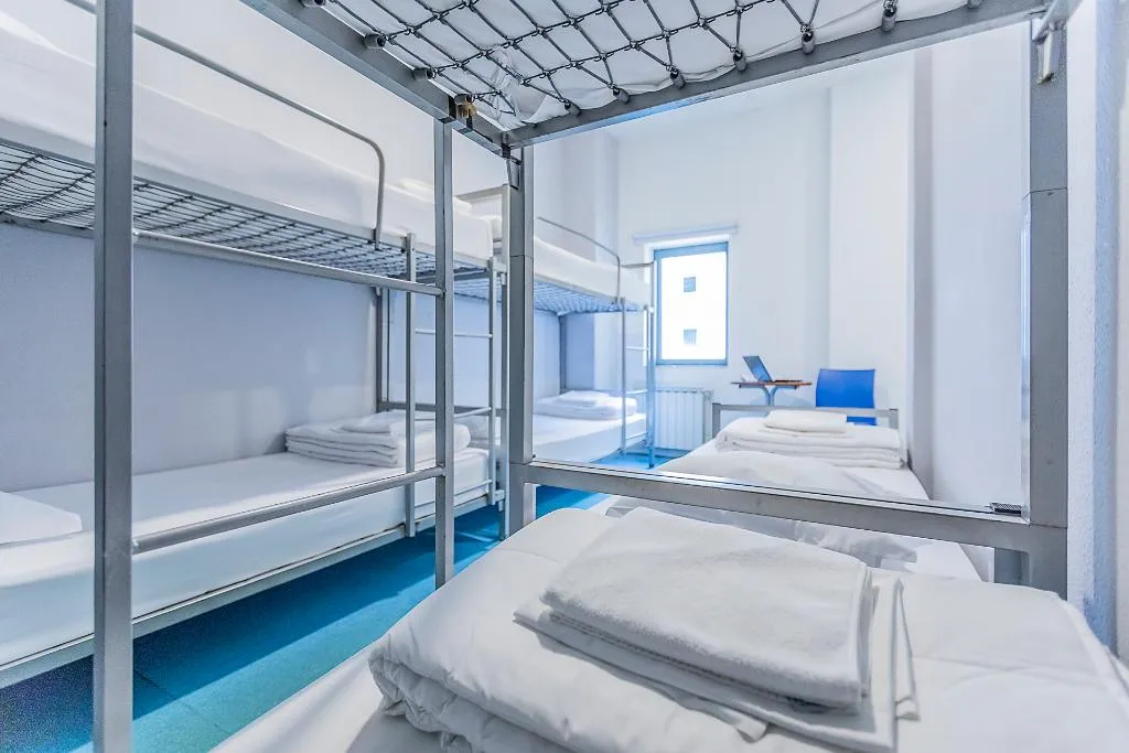 Bed in dormitory CAPACITY 7 Room, Hi Lisbon – Pousada De Juventude, Lisbon