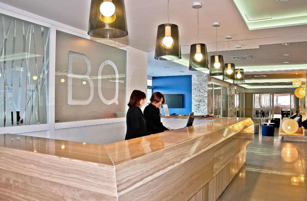 Lobby, BQ Delfin Azul, Majorca