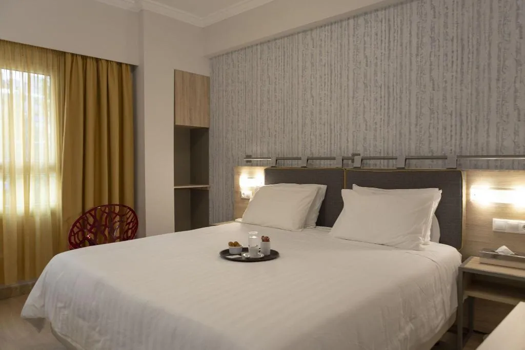TRIPLE STANDARD Room, Pan, Athens