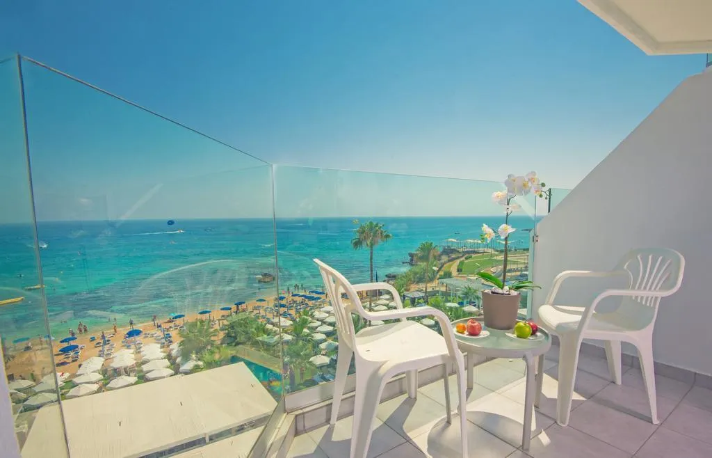 TWIN SEA VIEW Room, Silver Sands, Cyprus
