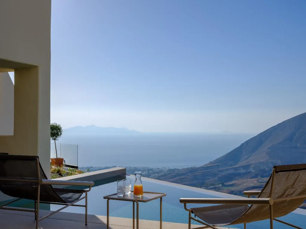SUITE SEA VIEW WITH PRIVATE POOL Room, Elessa Hotel, Santorini