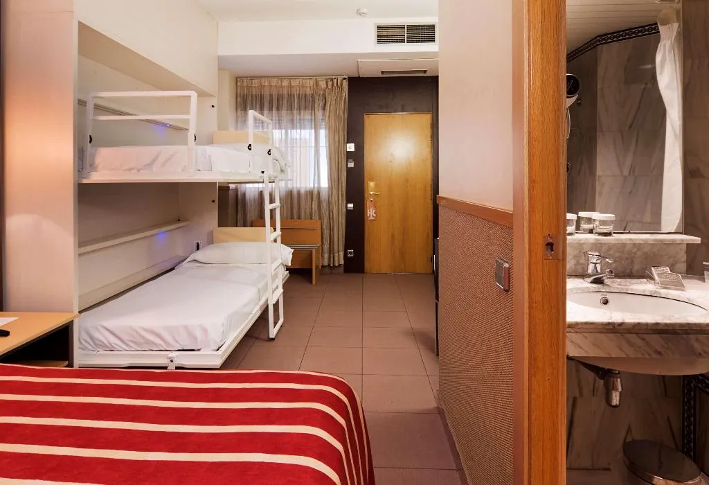 Room, Catalonia Hispalis, Seville