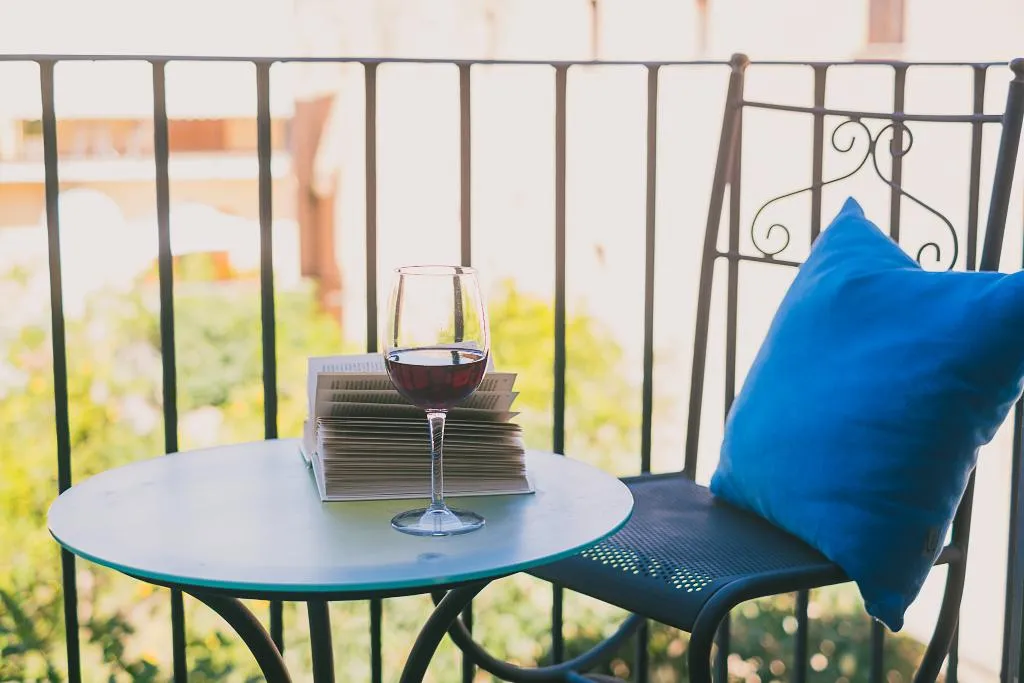 APARTMENT WITH TERRACE Room, Antico Palazzo Scala, Naples