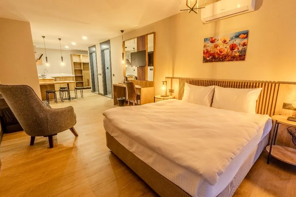 STUDIO ONE BEDROOM ONE BATHROOM Room, Leliko Suites, Antalya