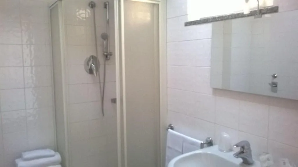 Room, Bert Hotel, Milan