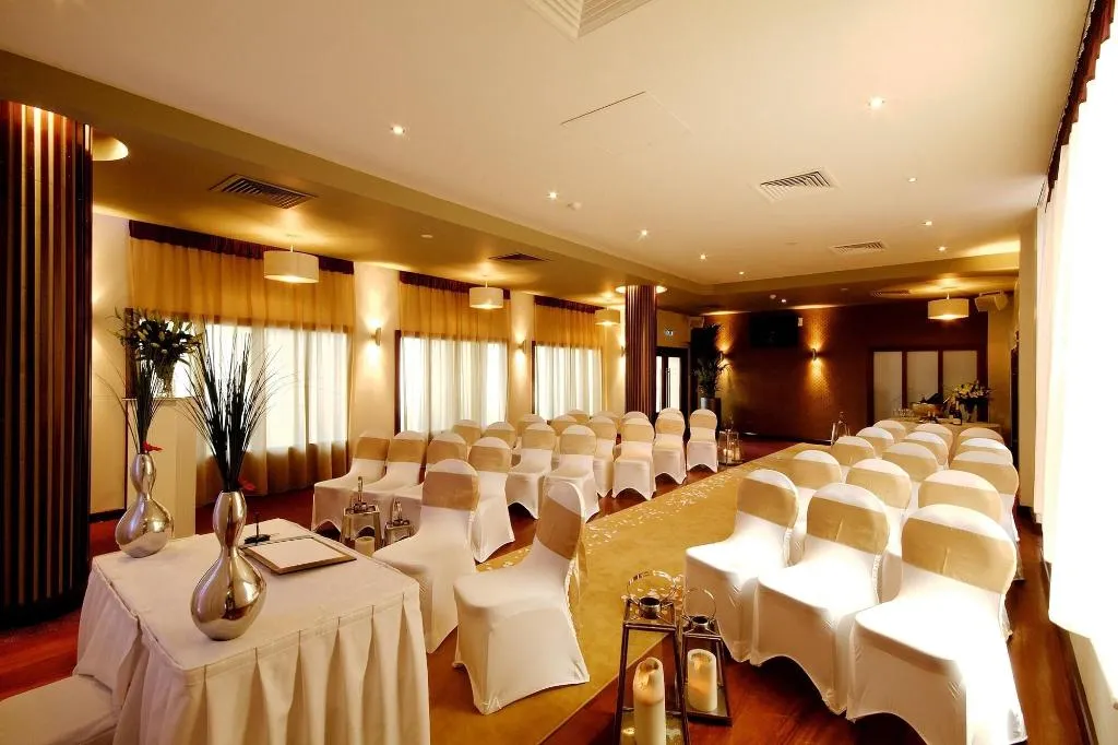 Sports and Entertainment, Carrigaline Court, Cork