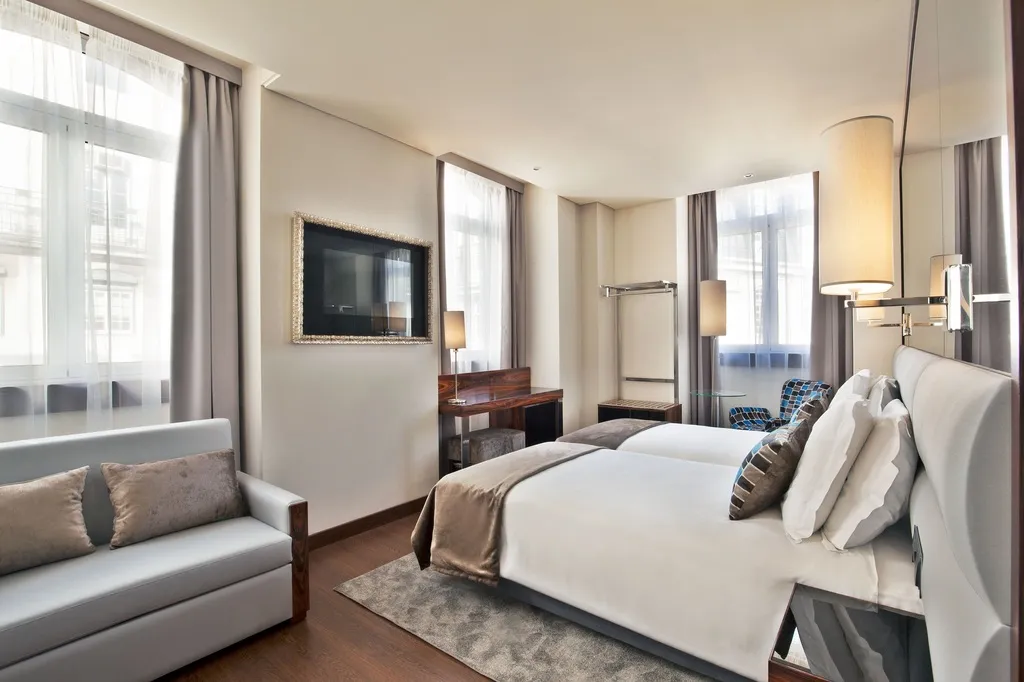 TWIN EXECUTIVE Room, TURIM Terreiro do Paco Hotel, Lisbon