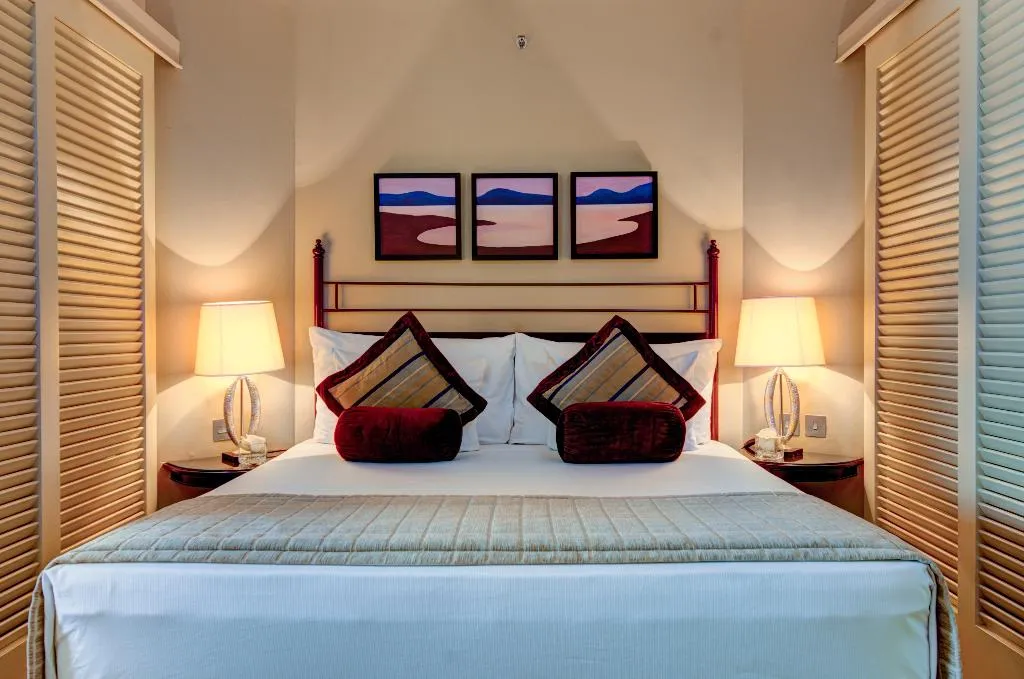 JUNIOR SUITE SEA VIEW Room, Corinthia Hotel St Georges Bay, Malta