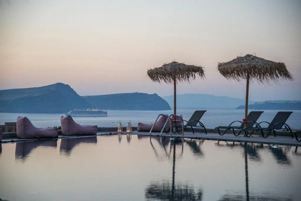Pool, Sunset Faros, Santorini