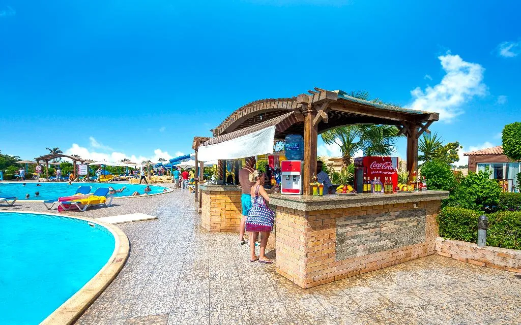 Bar, SUNRISE Alora, Red Sea Riviera