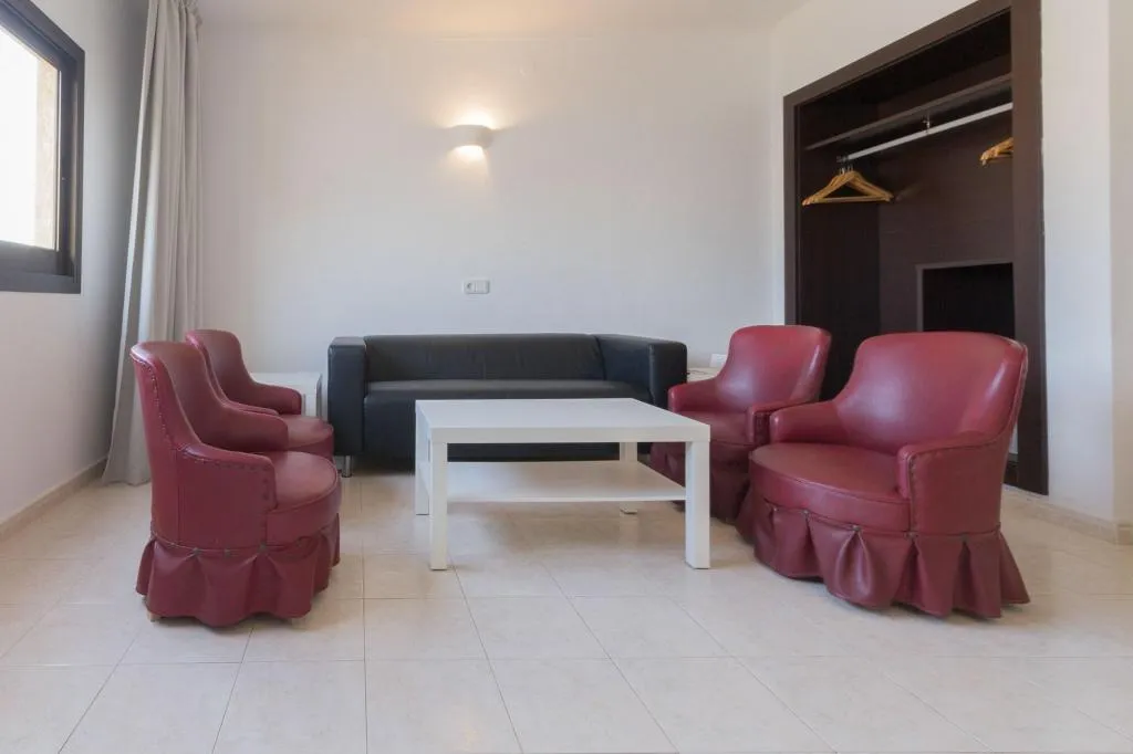 Room, Orosol, Ibiza