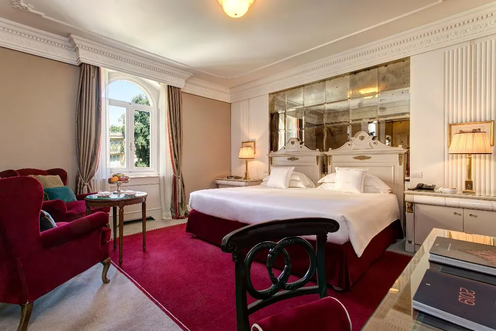 JUNIOR SUITE CLASSIC Room, Regency, Florence
