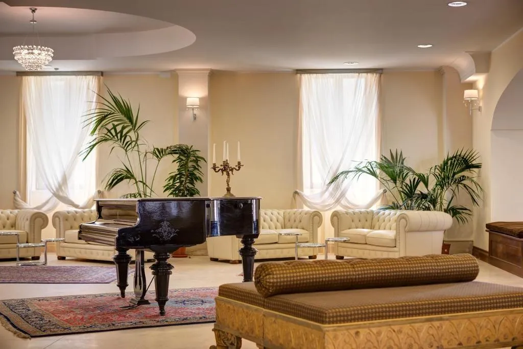Lobby, Parco Delle Fontane, Catania