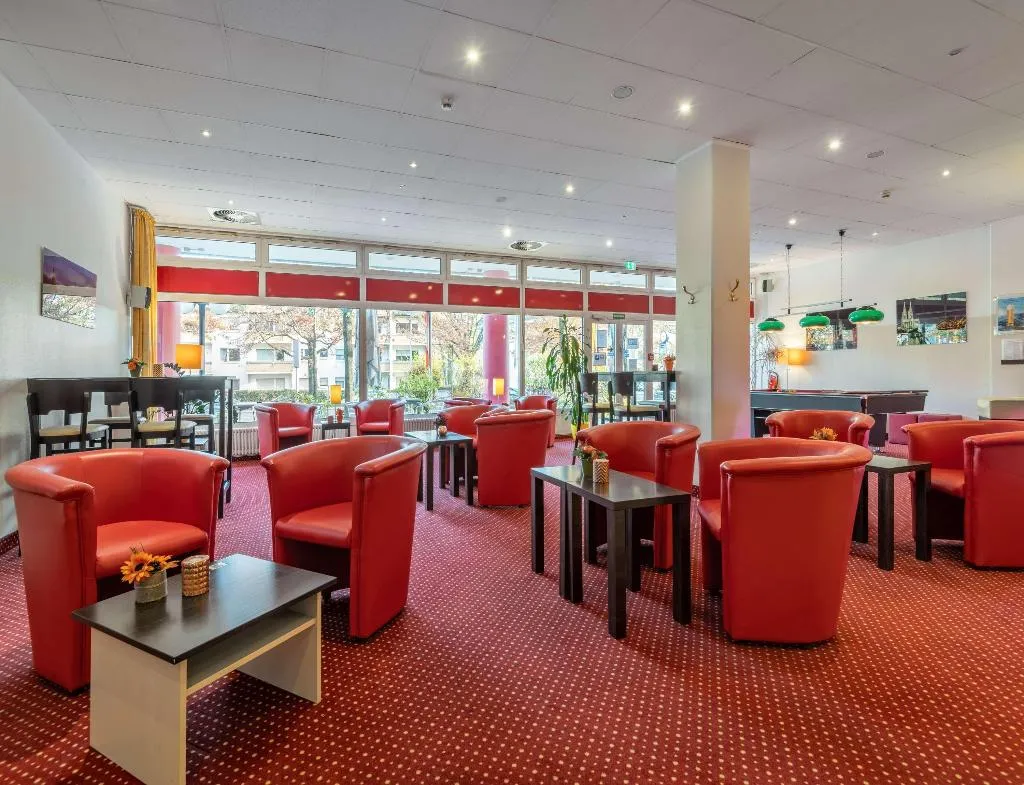 Lobby, Premier Inn Berlin City Süd, Berlin