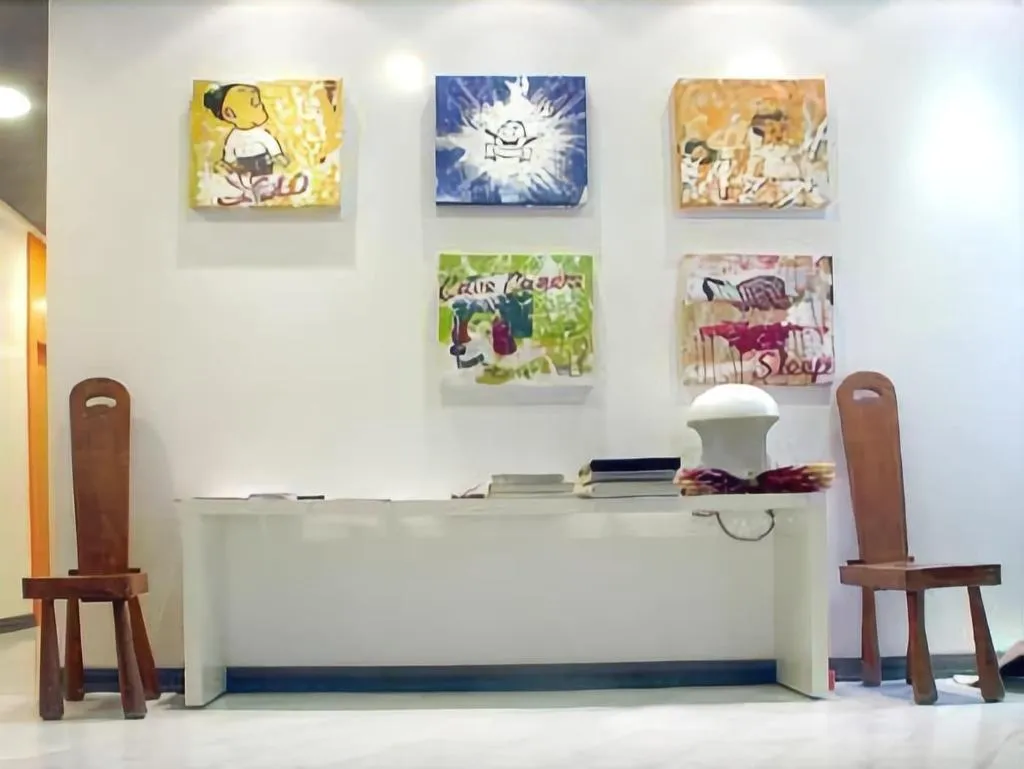 Lobby, Caracciolo10, Naples
