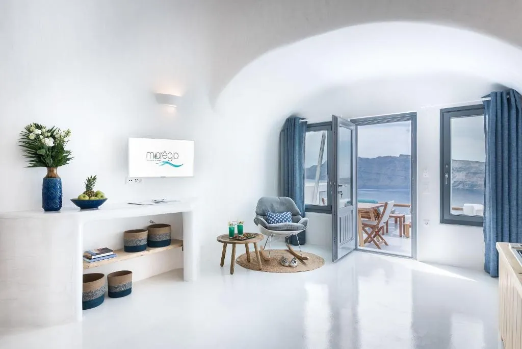 Room, Maregio Suites, Santorini