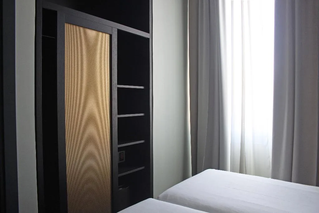 Room, c-hotels Diplomat, Florence